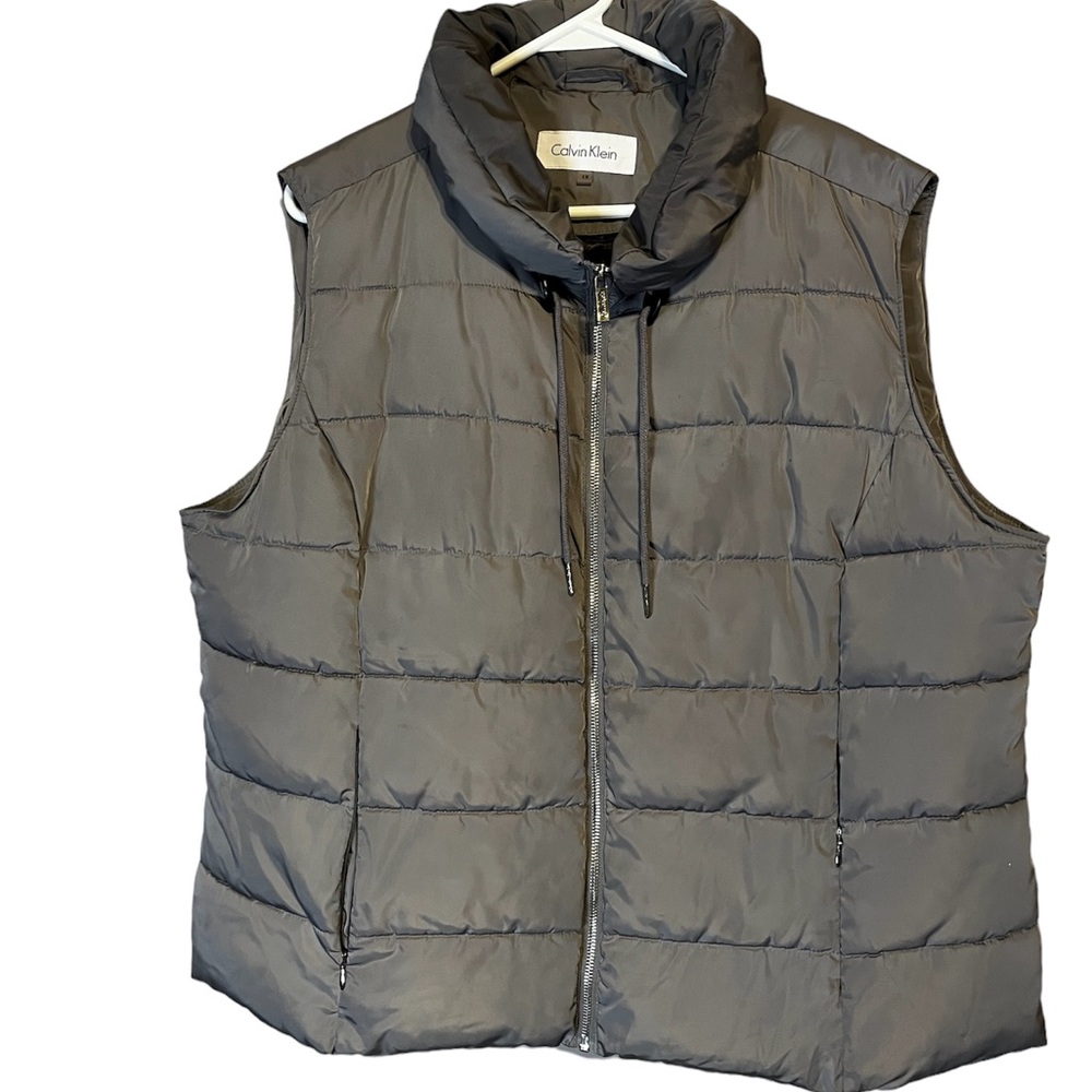 Calvin Klein Women’s Puffer Vest